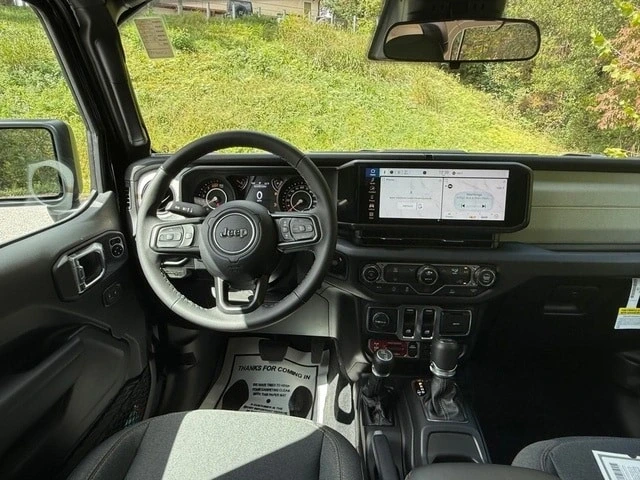 2025 Jeep JL Wrangler - Image 11 of 21