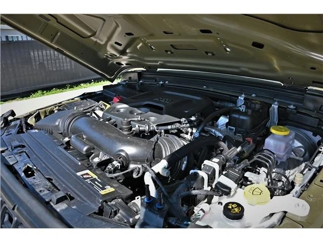 2025 Jeep JL Wrangler - Image 16 of 17