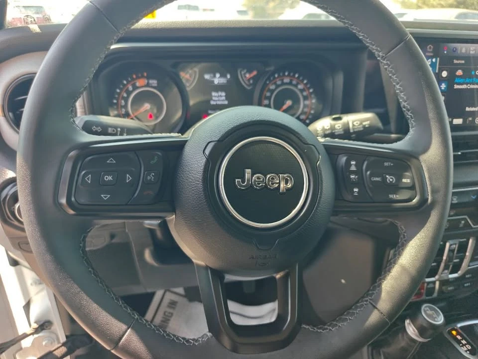 2025 Jeep JL Wrangler - Image 2 of 20