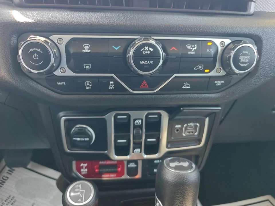 2025 Jeep JL Wrangler - Image 4 of 20