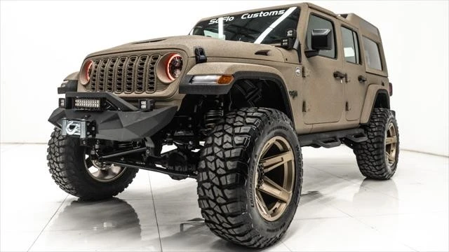 2025 Jeep JL Wrangler - Image 13 of 21