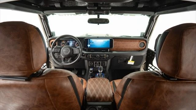 2025 Jeep JL Wrangler - Image 2 of 21