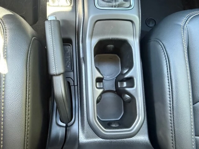 2025 Jeep JL Wrangler - Image 31 of 31