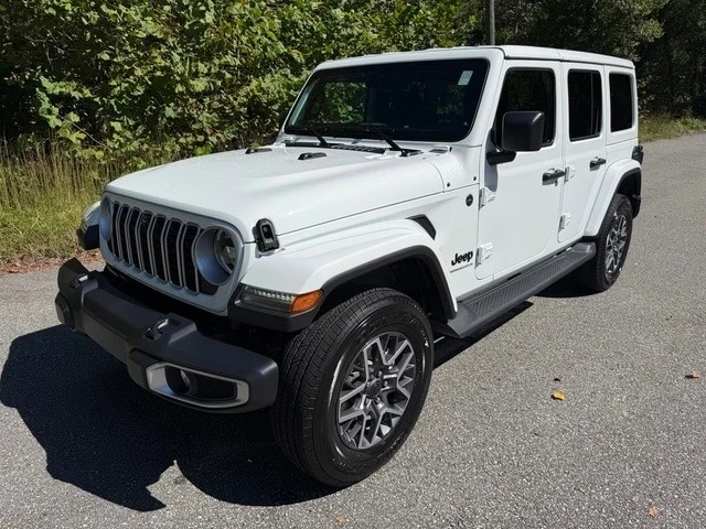 2025 Jeep JL Wrangler - Image 3 of 21