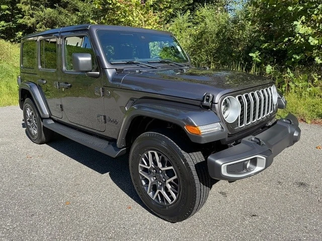 2025 Jeep JL Wrangler - Image 5 of 21