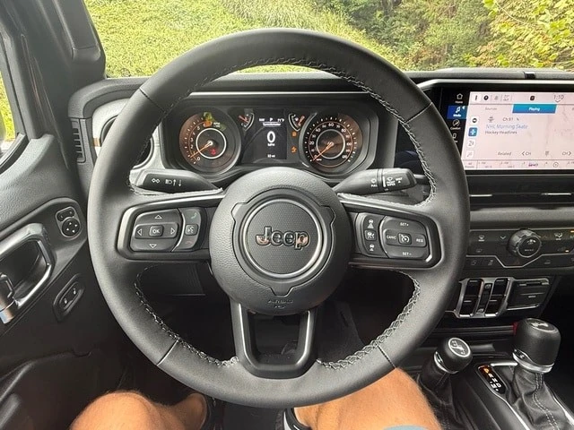2025 Jeep JL Wrangler - Image 21 of 21