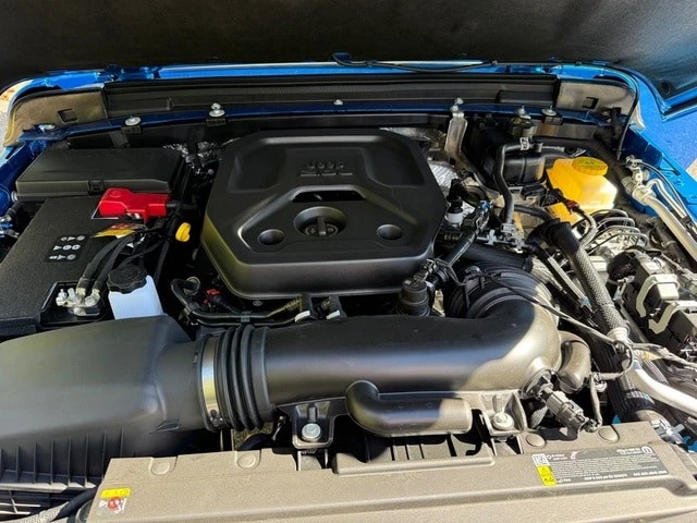 2025 Jeep JL Wrangler - Image 10 of 21