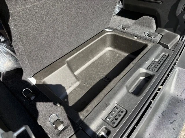 2025 Jeep JL Wrangler - Image 18 of 21