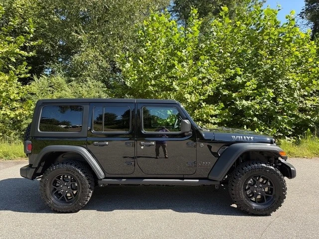 2025 Jeep JL Wrangler - Image 6 of 21