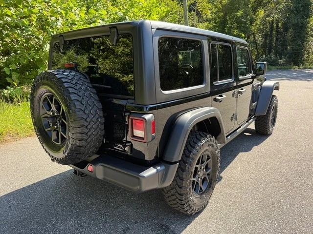 2025 Jeep JL Wrangler - Image 7 of 21