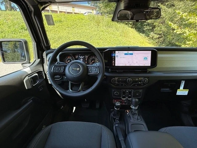2025 Jeep JL Wrangler - Image 11 of 21