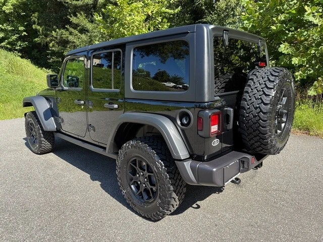 2025 Jeep JL Wrangler - Image 9 of 21