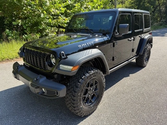 2025 Jeep JL Wrangler - Image 3 of 21