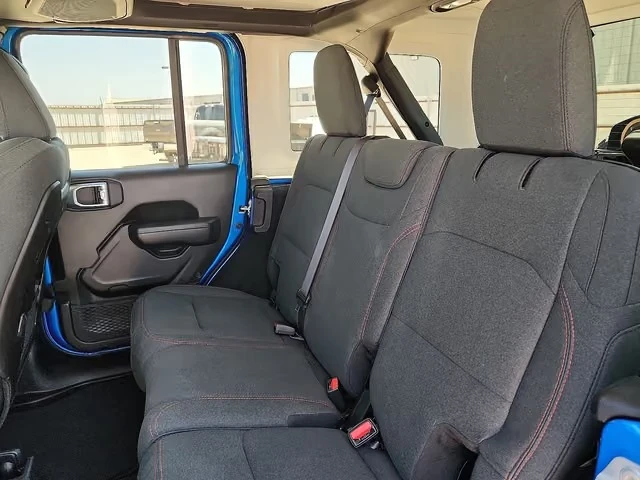 2025 Jeep JL Wrangler - Image 19 of 20