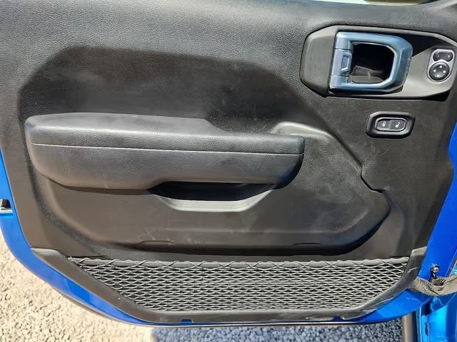 2025 Jeep JL Wrangler - Image 14 of 20