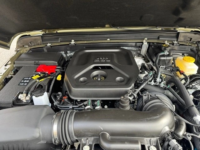 2025 Jeep JL Wrangler - Image 10 of 21