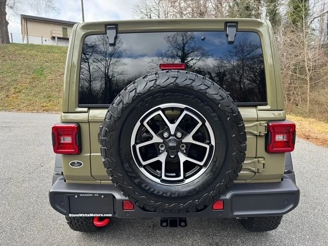 2025 Jeep JL Wrangler - Image 8 of 21
