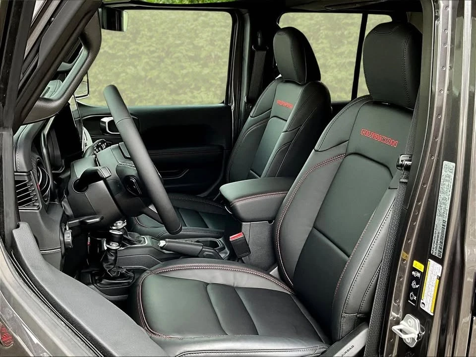 2025 Jeep JL Wrangler - Image 3 of 9