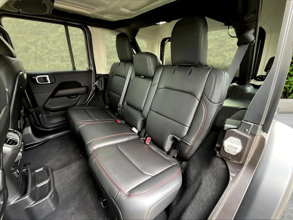 2025 Jeep JL Wrangler - Image 4 of 9