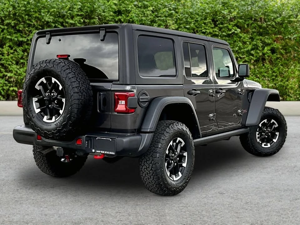 2025 Jeep JL Wrangler - Image 9 of 9