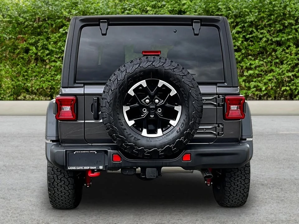 2025 Jeep JL Wrangler - Image 8 of 9