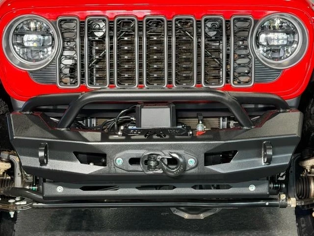 2025 Jeep JL Wrangler - Image 4 of 21