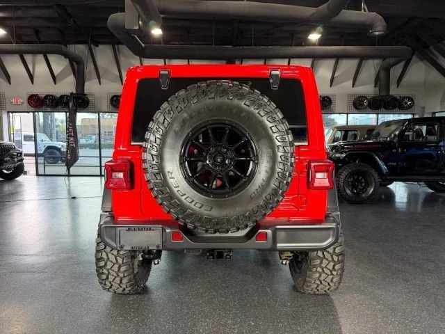 2025 Jeep JL Wrangler - Image 10 of 21