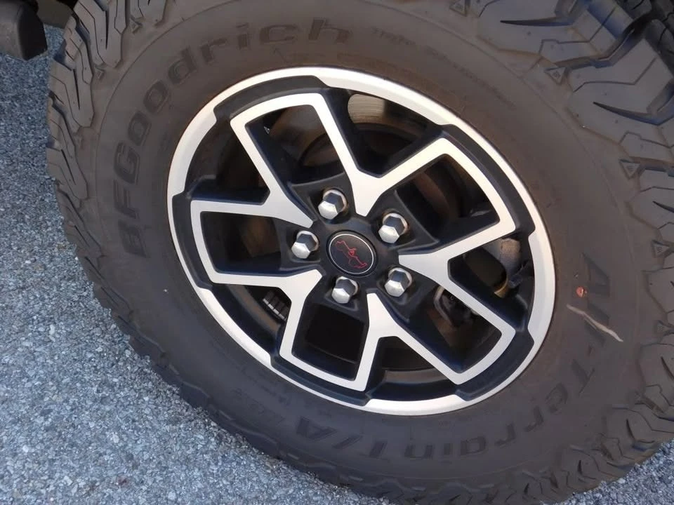 2025 Jeep JL Wrangler - Image 7 of 12