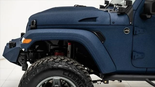 2025 Jeep JL Wrangler - Image 15 of 21