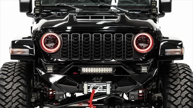 2025 Jeep JL Wrangler - Image 13 of 21