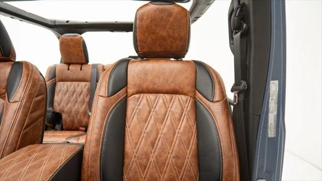 2025 Jeep JL Wrangler - Image 14 of 21