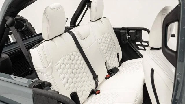 2025 Jeep JL Wrangler - Image 12 of 21