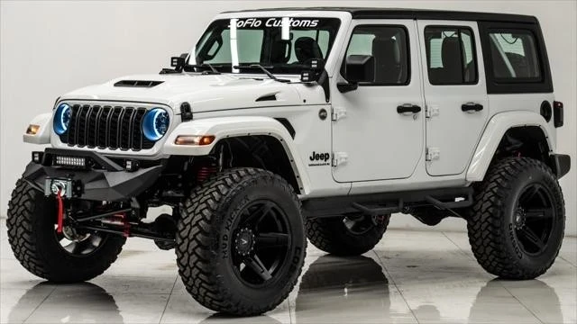 2025 Jeep JL Wrangler - Image 2 of 21