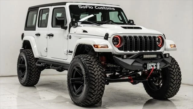 2025 Jeep JL Wrangler - Image 11 of 21