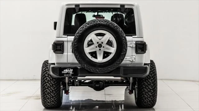 2025 Jeep JL Wrangler - Image 13 of 21