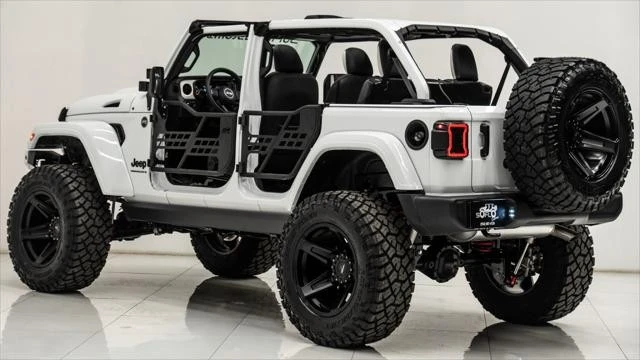 2025 Jeep JL Wrangler - Image 11 of 21