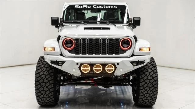 2025 Jeep JL Wrangler - Image 13 of 21