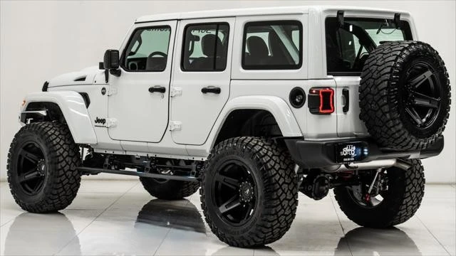 2025 Jeep JL Wrangler - Image 10 of 21