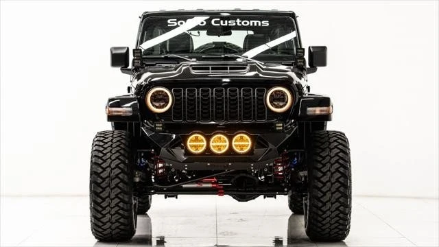 2025 Jeep JL Wrangler - Image 12 of 21