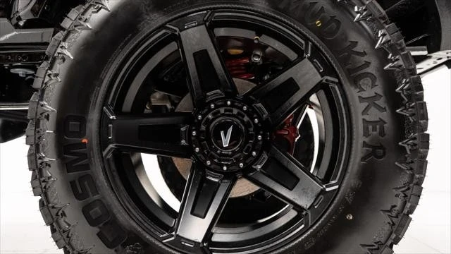 2025 Jeep JL Wrangler - Image 20 of 21