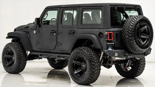 2025 Jeep JL Wrangler - Image 14 of 21
