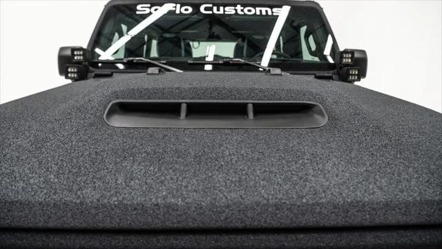 2025 Jeep JL Wrangler - Image 10 of 21