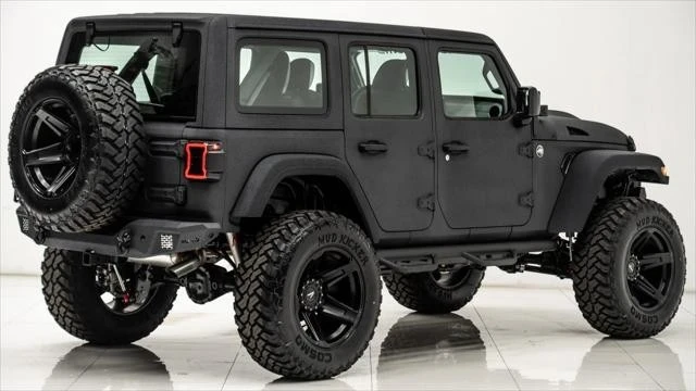 2025 Jeep JL Wrangler - Image 18 of 21
