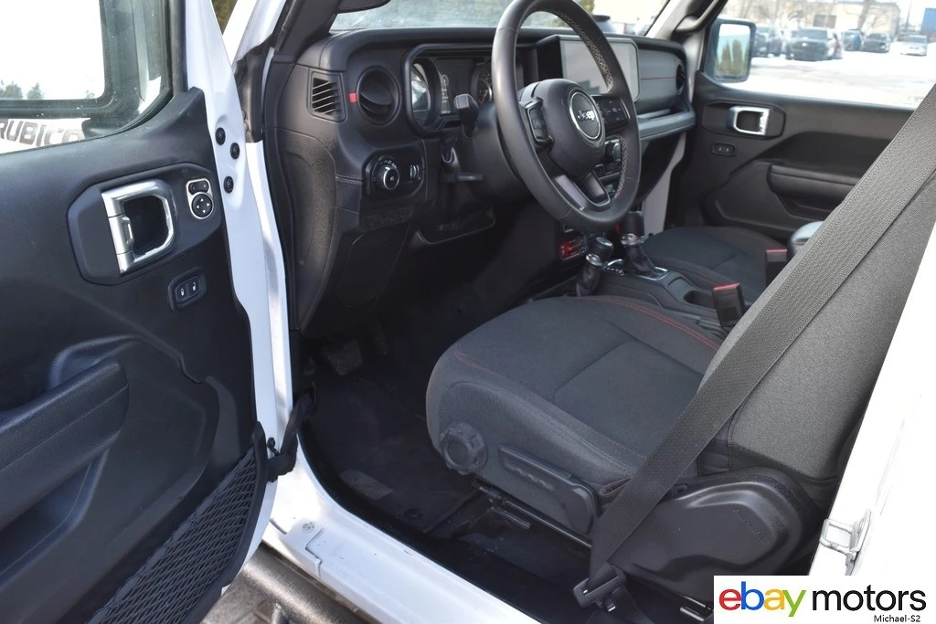 2025 Jeep JL Wrangler - Image 11 of 21