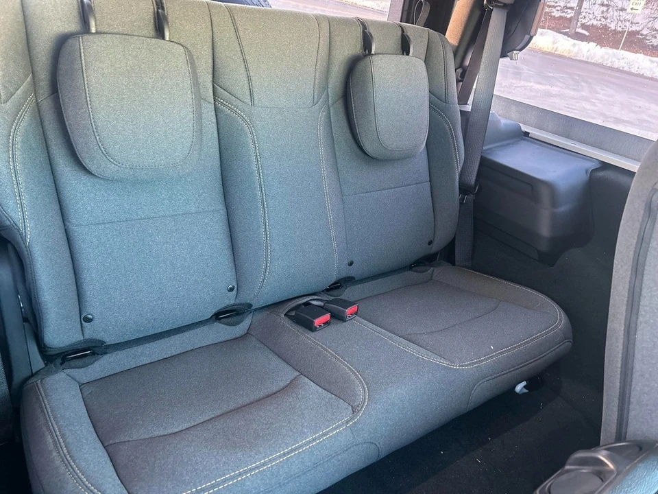 2025 Jeep JL Wrangler - Image 8 of 12