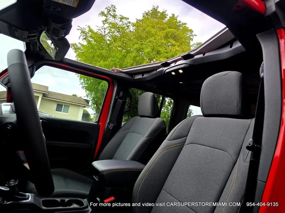 2025 Jeep JL Wrangler - Image 20 of 20