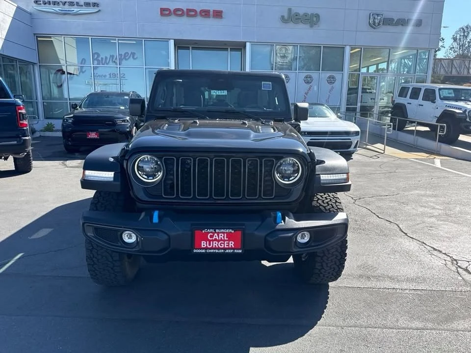 2025 Jeep JL Wrangler - Image 2 of 13
