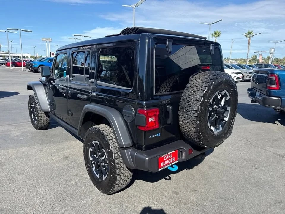 2025 Jeep JL Wrangler - Image 4 of 13