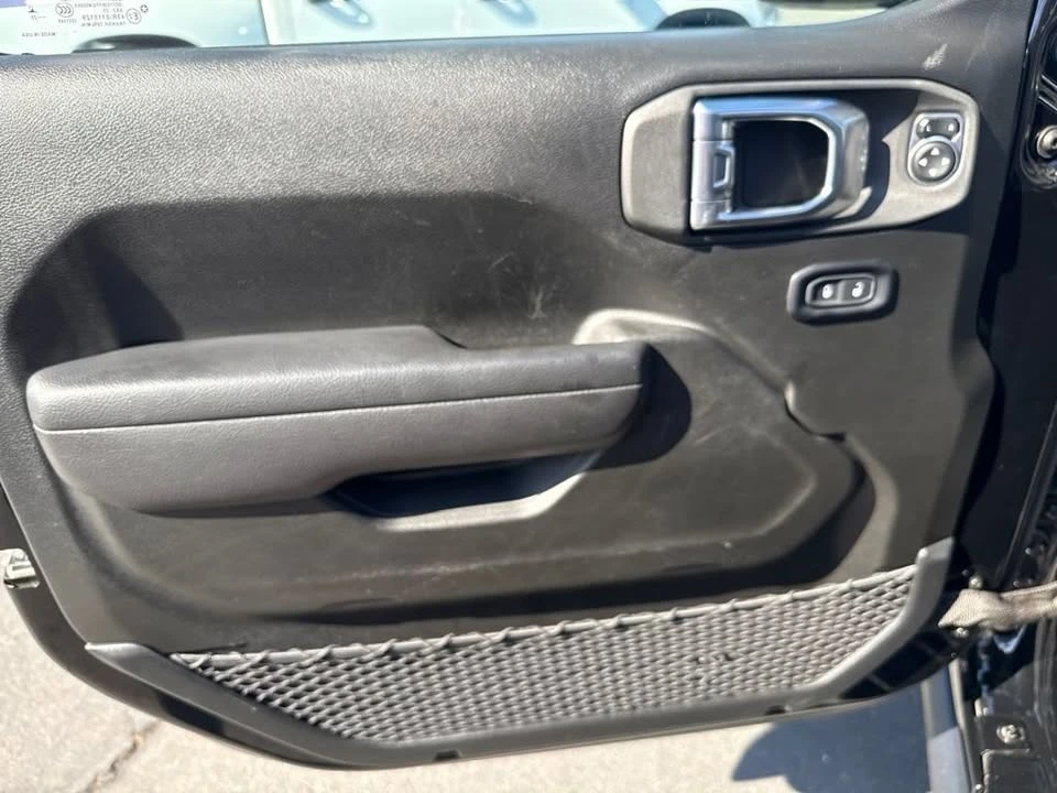 2025 Jeep JL Wrangler - Image 13 of 13