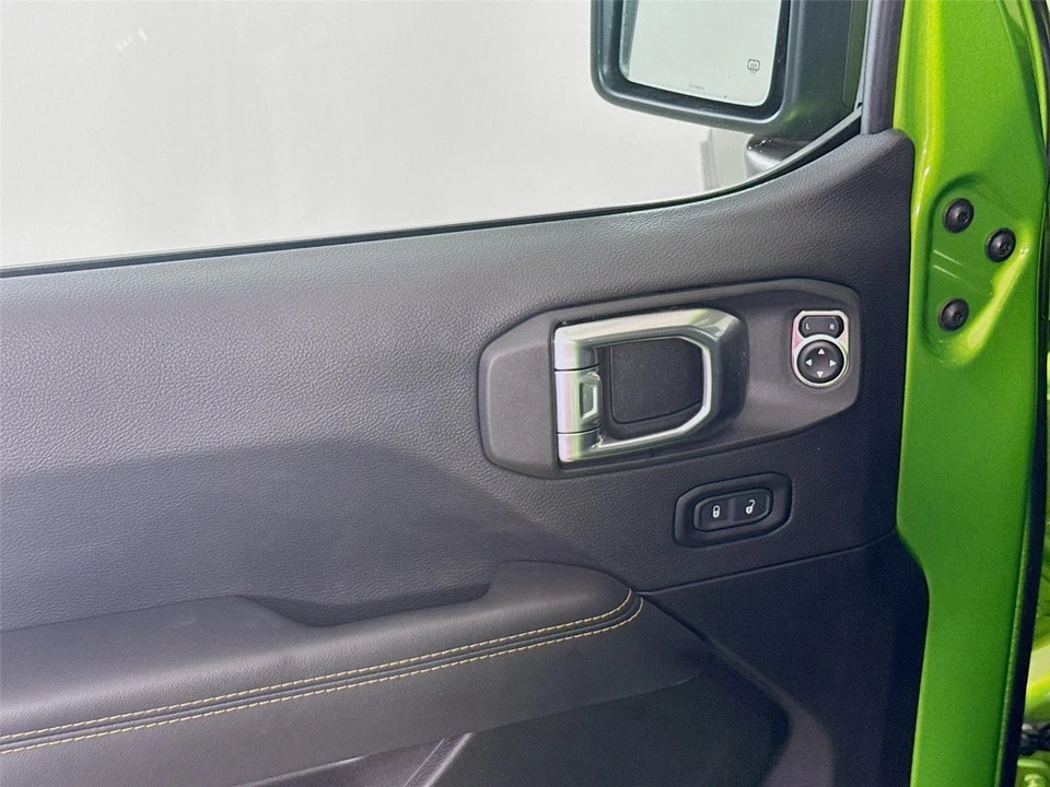 2025 Jeep JL Wrangler - Image 11 of 14